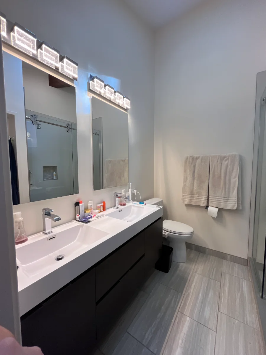 Modern bathroom after a detailed cleaning service